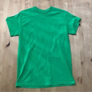 Gildan Vibrant Green Short Sleeve Tee